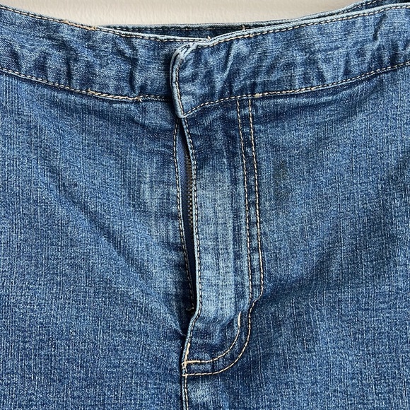 Liz Claiborne Skort - Picture 3 of 7